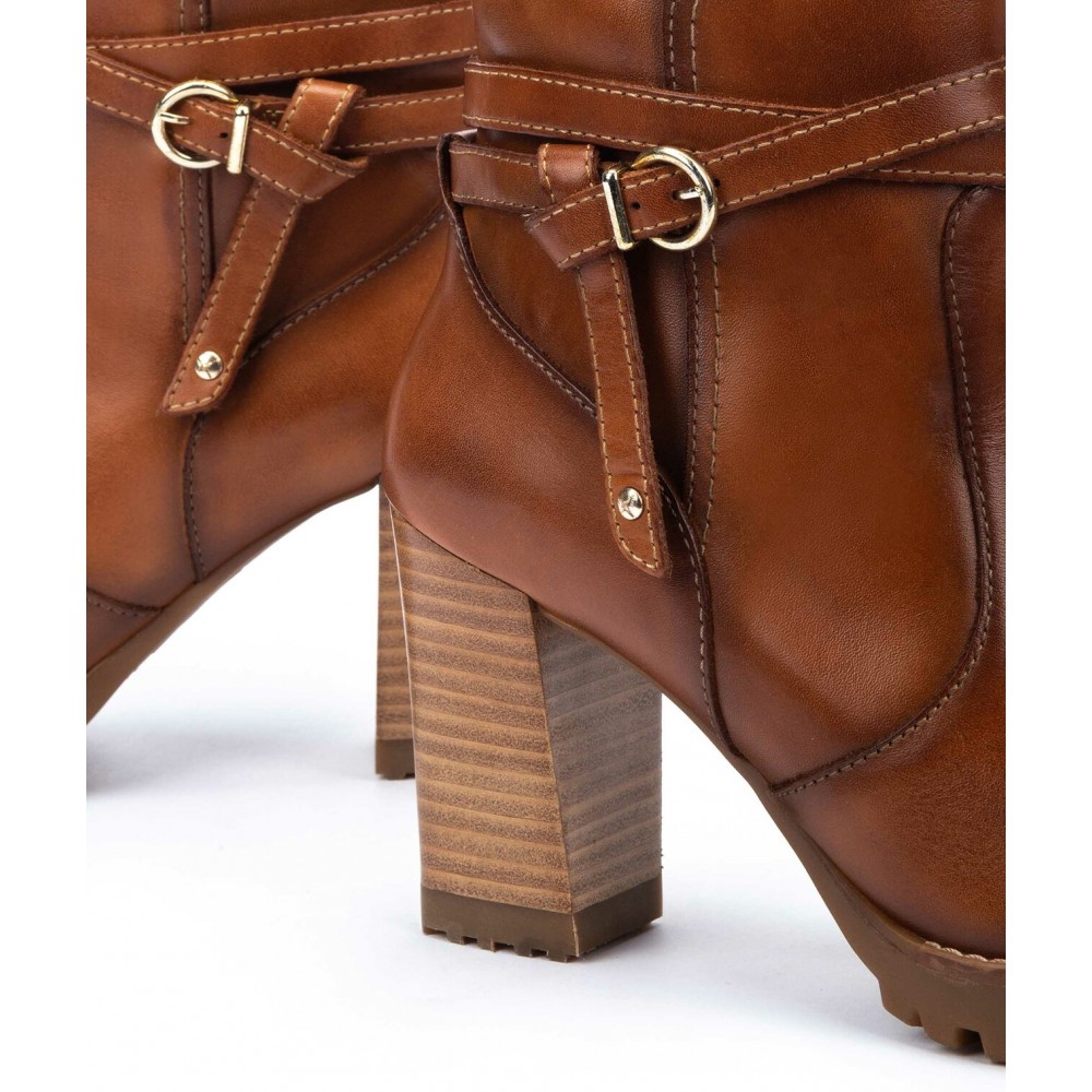 BOTIN CORREA CUELLO BRANDY