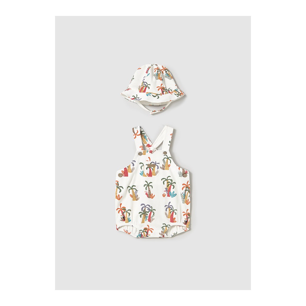 PETO CON GORRO ESTAMPADO