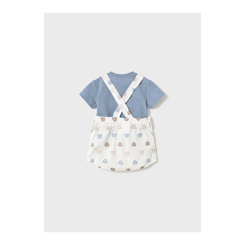 CONJUNTO PETO BORDADO Y CAMISETA RIVIERA