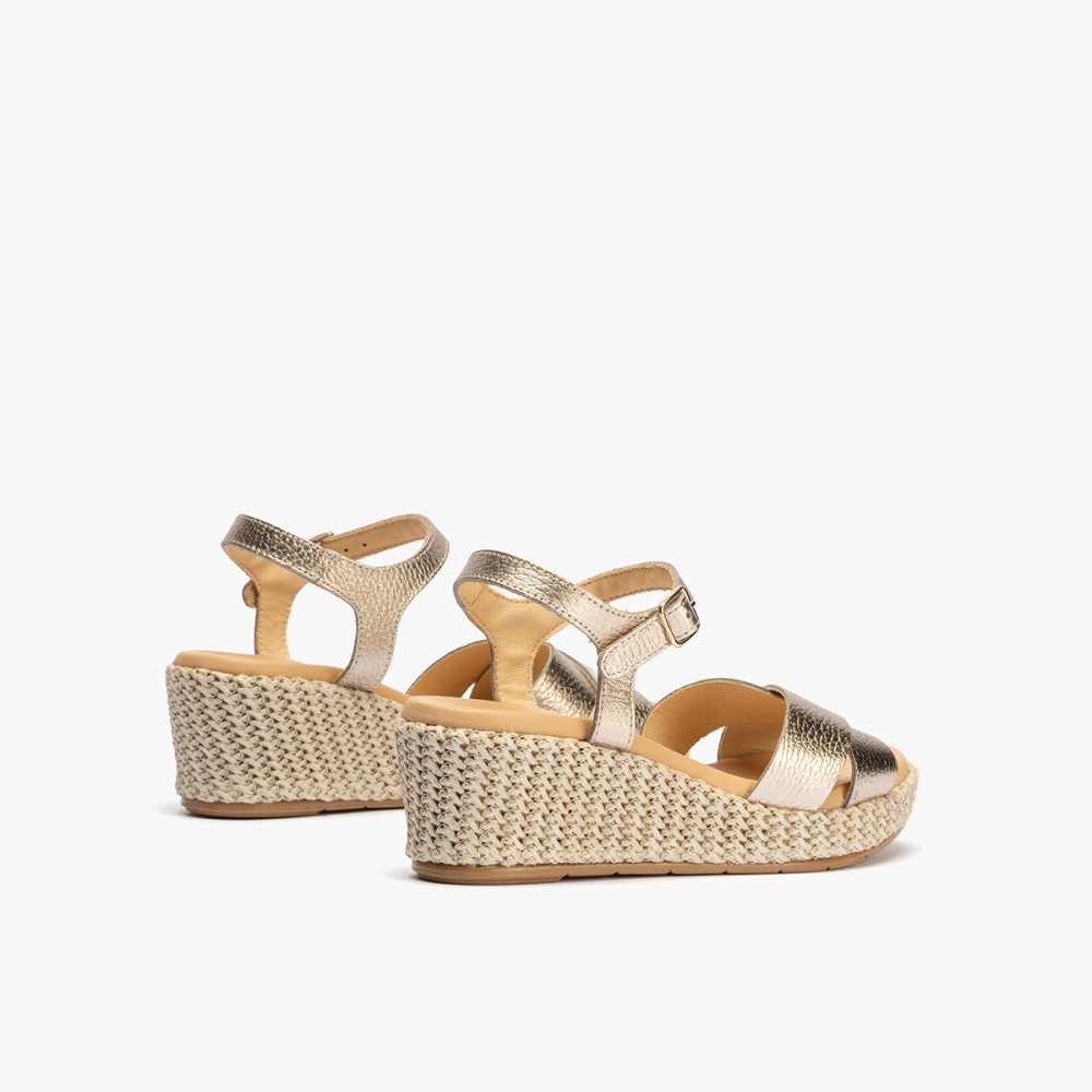 SANDALIA PALA TALON ORO