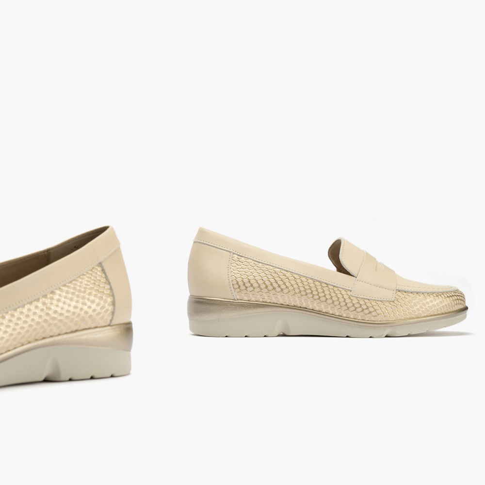 MOCASIN COMBINADO ORO