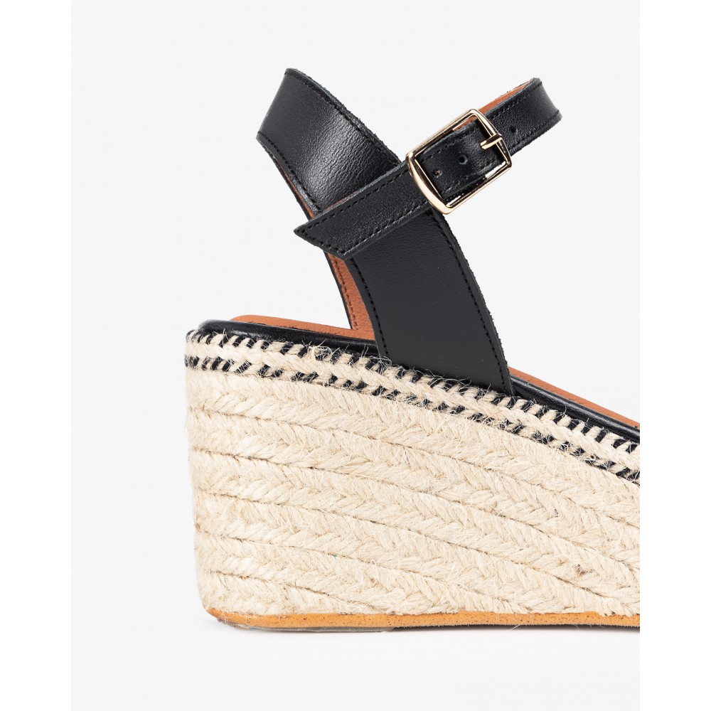 SANDALIA CUÑA YUTE PIEL NEGRO