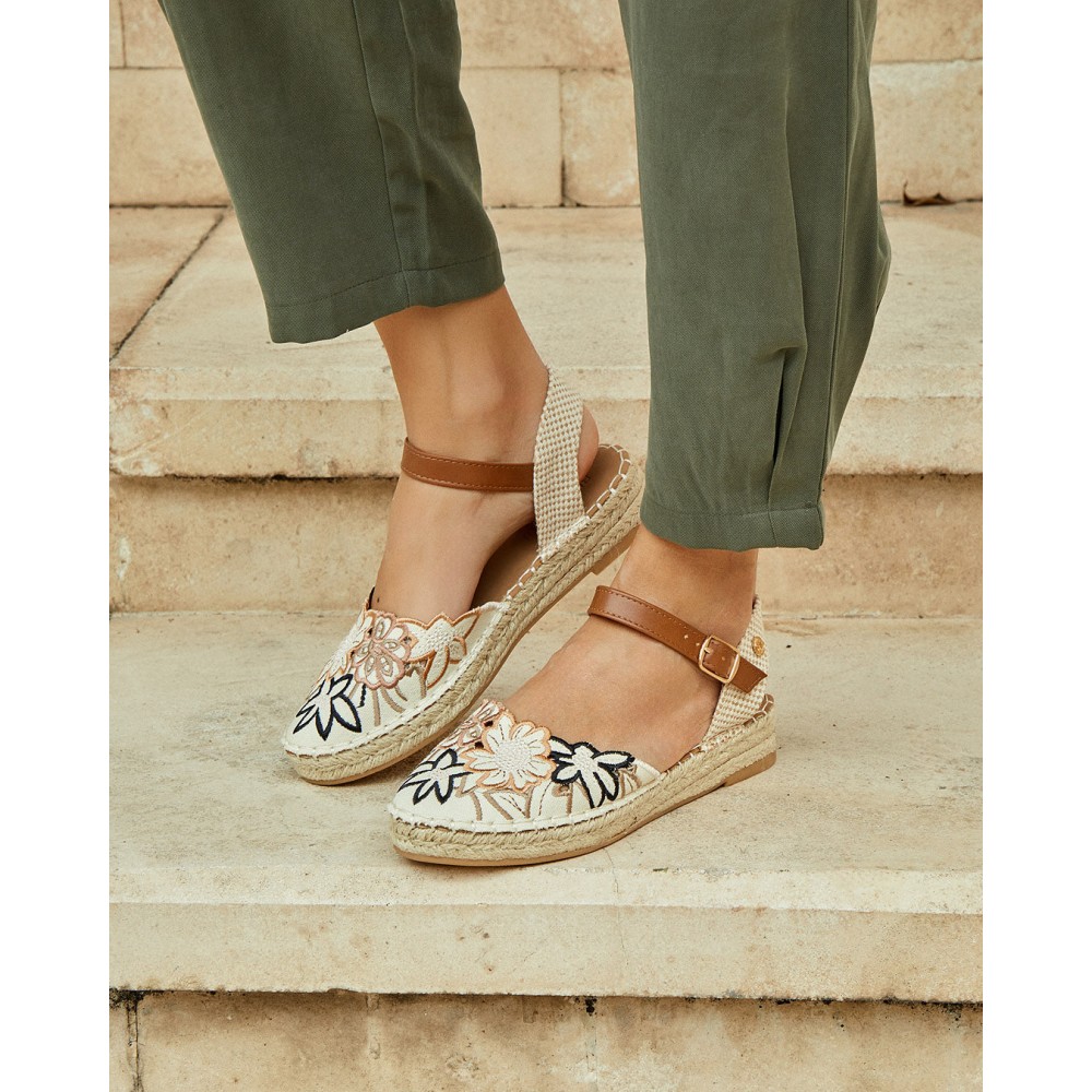 VALENCIANA PLANA CORREITA BORDADOS BLACK