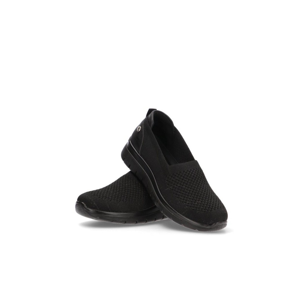 MOCASIN CAUAL PALA PICADA NEGRO