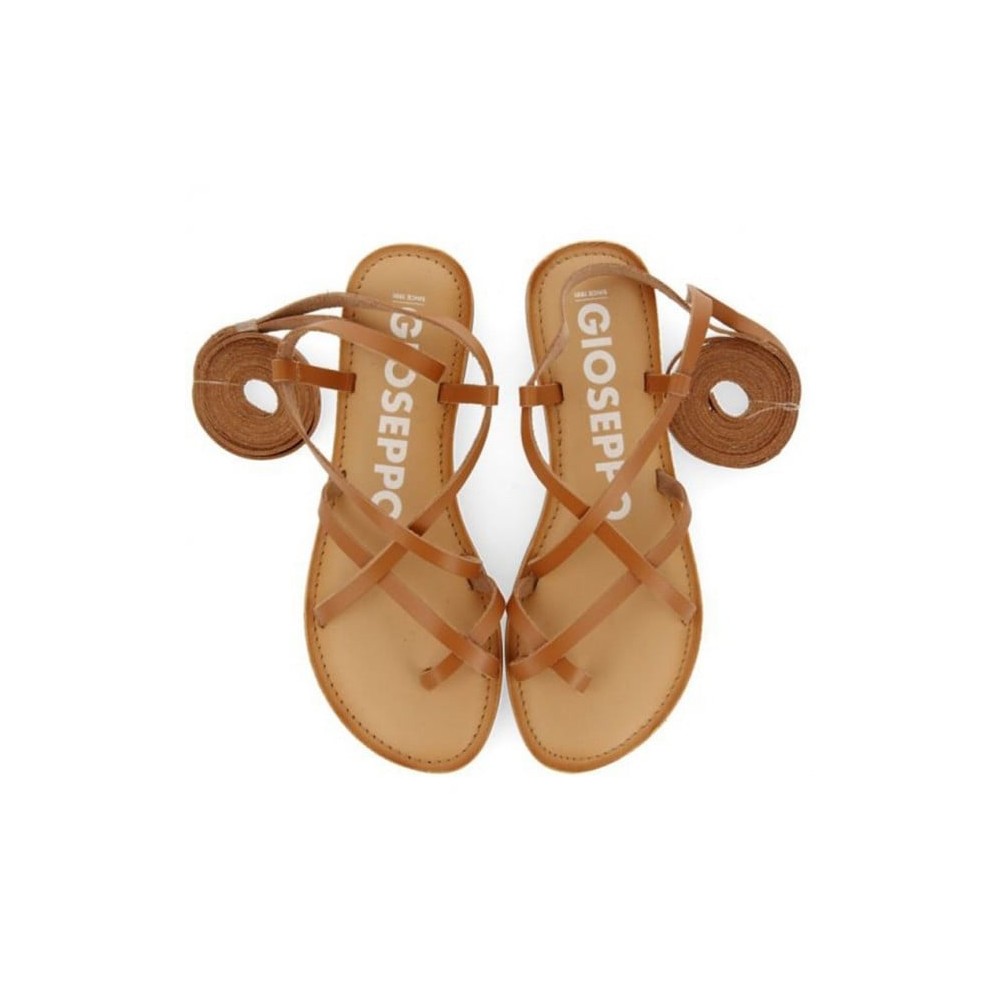 SANDALIA TIRAS DEDO CUERO