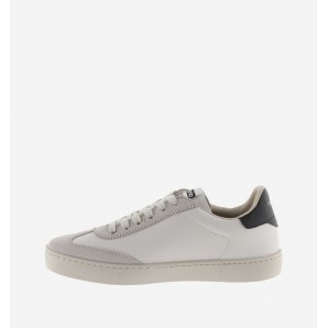 SNEAKERS "V" NAPA NEGRO