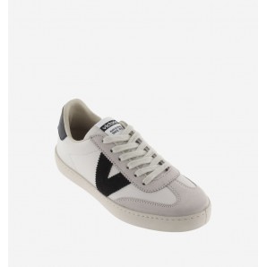 SNEAKERS "V" NAPA NEGRO