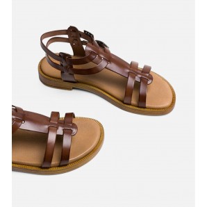 SANDALIA ROMANA HEBILLAS MOKA