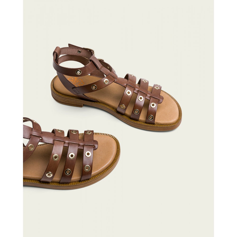 SANDALIA ROMANA HEBILLAS MOKA