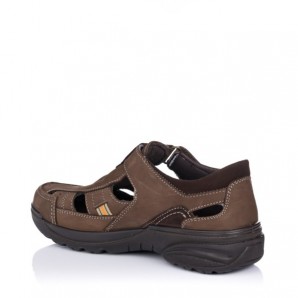 SANDALIA CERRADA PIEL NOBUCK MARRON