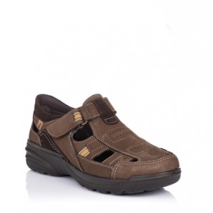 SANDALIA CERRADA PIEL NOBUCK MARRON