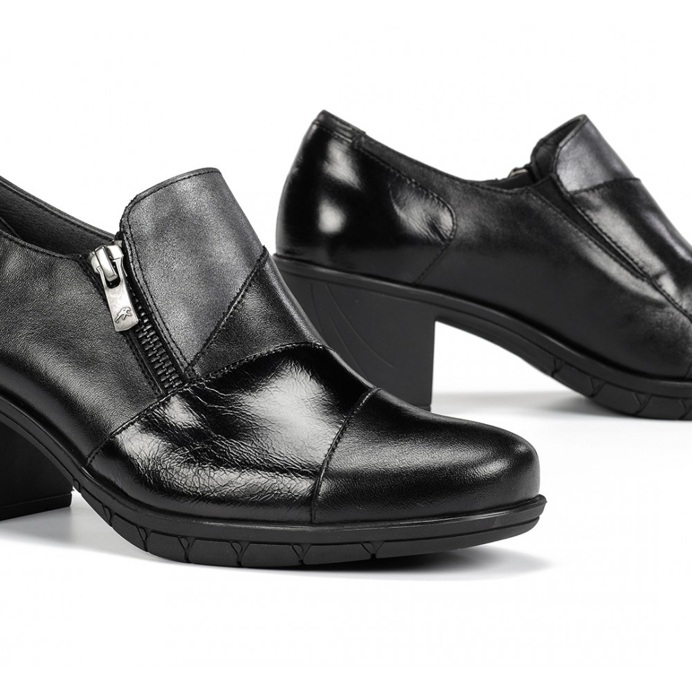 ZAPATO CON CREMALLERA LATERAL NEGRO