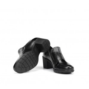 ZAPATO CON CREMALLERA LATERAL NEGRO