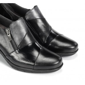 ZAPATO CON CREMALLERA LATERAL NEGRO