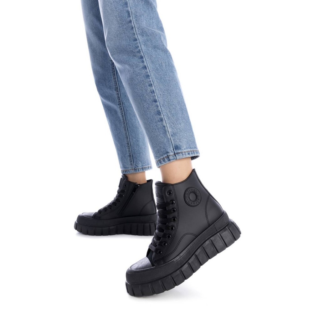 SNEAKERS BOTIN CON CREMALLERA NEGRO