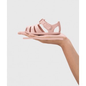 CANGREJERA BAREFOOT MAQUILLAJE