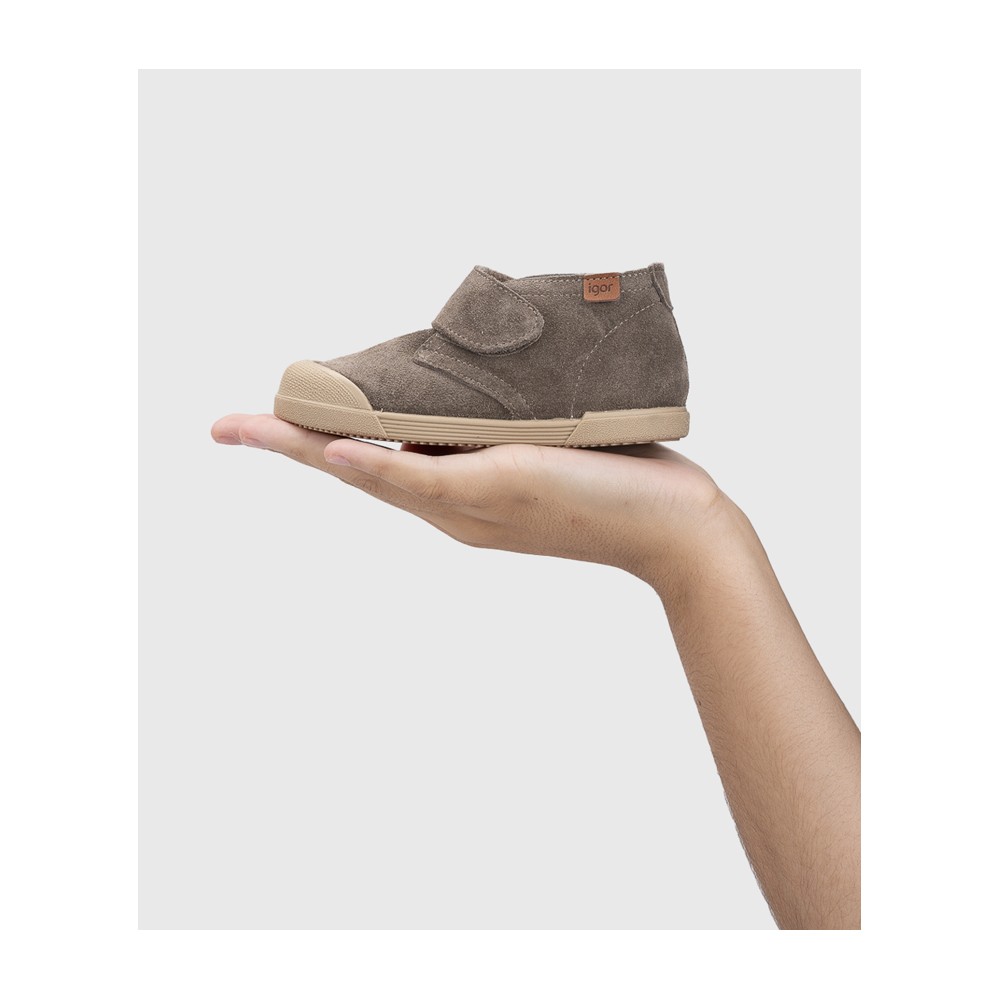 BOTITA VELCRO SERRAJE BAREFOOT TOPO