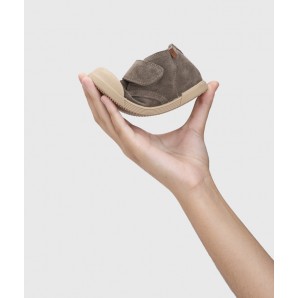 BOTITA VELCRO SERRAJE BAREFOOT TOPO