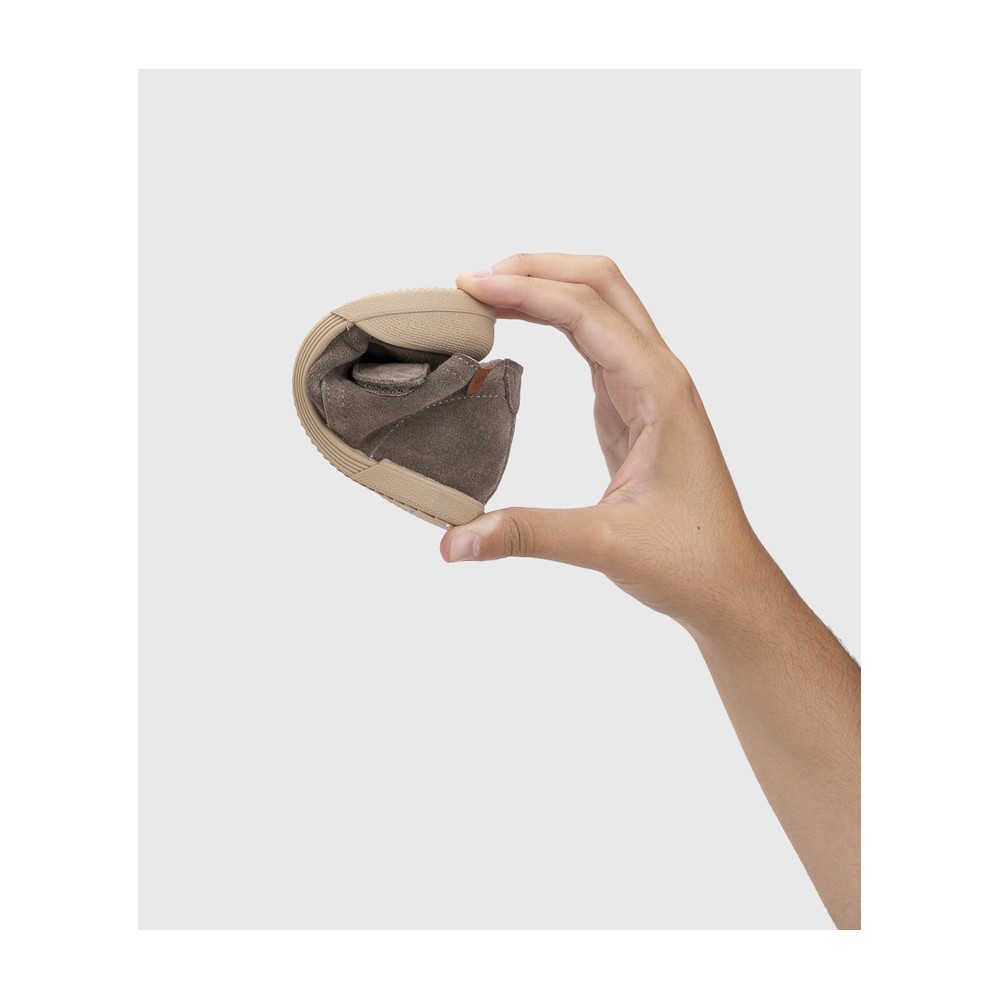 BOTITA VELCRO SERRAJE BAREFOOT TOPO