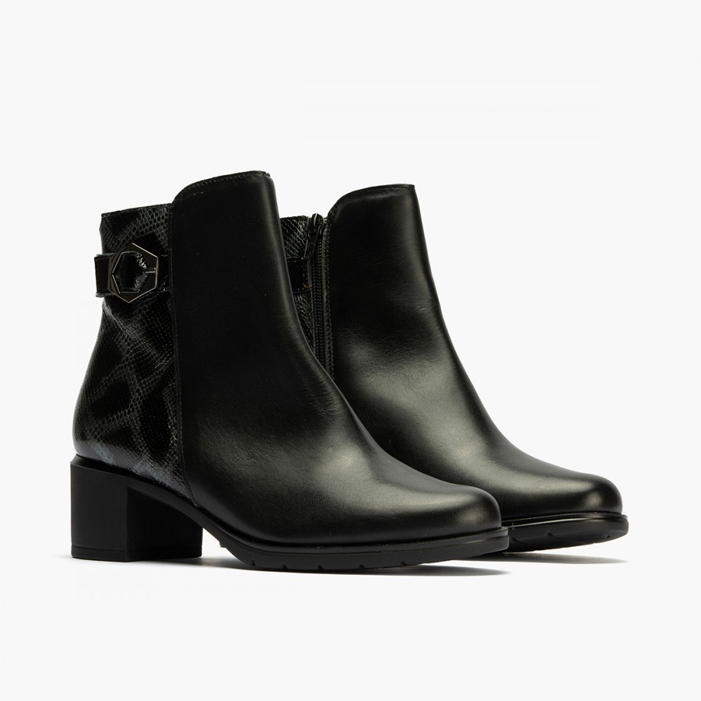 BOTIN HEBILLA CUELLO NEGRO