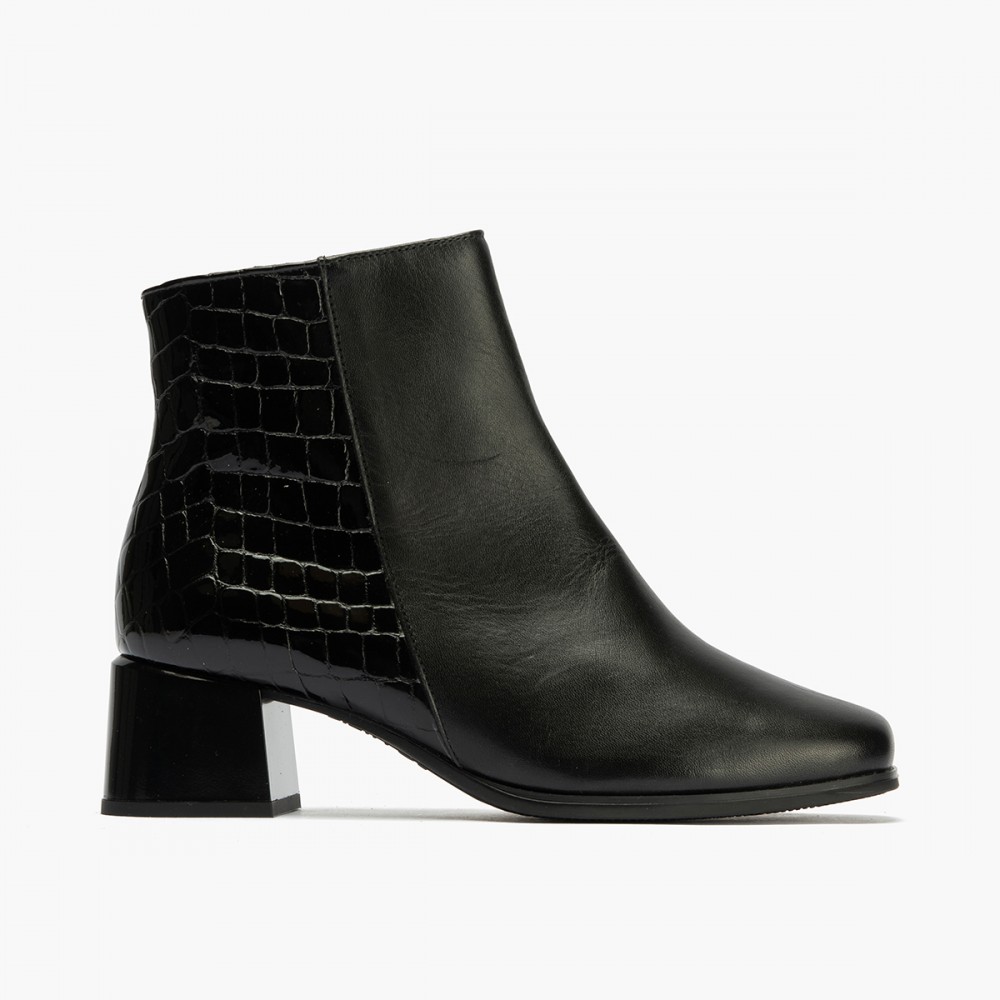 BOTIN TRASERA COCO CHAROL NEGRO