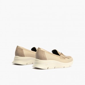 MOCASIN ESTRIBO CON FLECOS PIEDRA