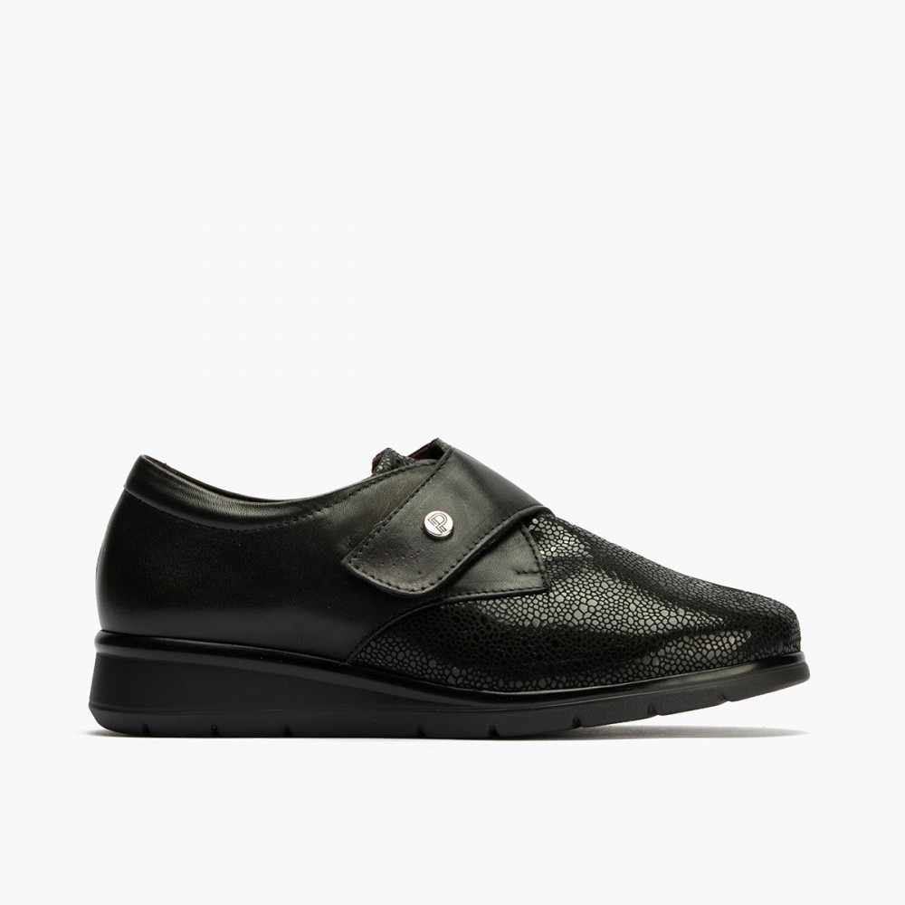 BLUCHER CORREA CON LYCRA NEGRO