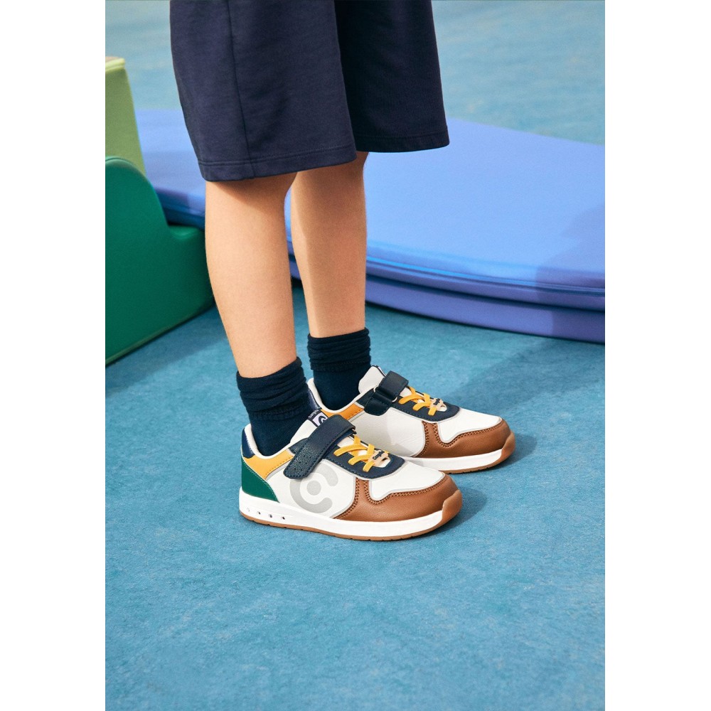 DEPORTIVO BAREFOOT LUCES MULTICOLOR