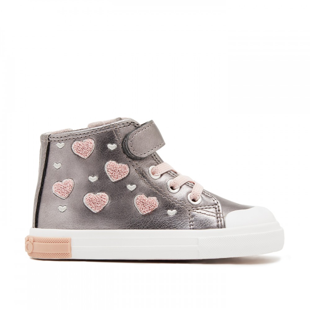 SNEAKERS BOTA CORAZONES SILVER
