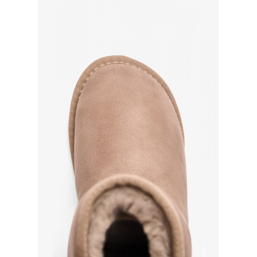 AUSTRALIAN BAREFOOT WATER REPELLENT TAUP