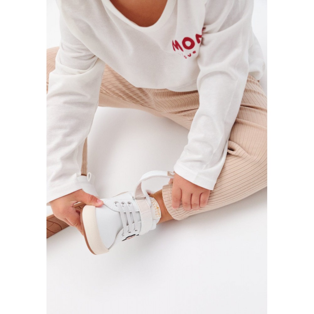 ZAPATITO BAREFOOT CORAZONES WHITE