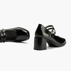 MERCEDES EN  CHAROL DOS HEBILLAS NEGRO