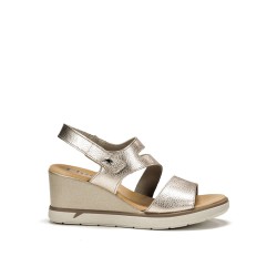 SANDALIA LAMINADO PLATINO