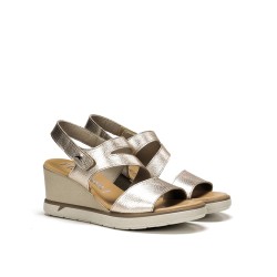 SANDALIA LAMINADO PLATINO