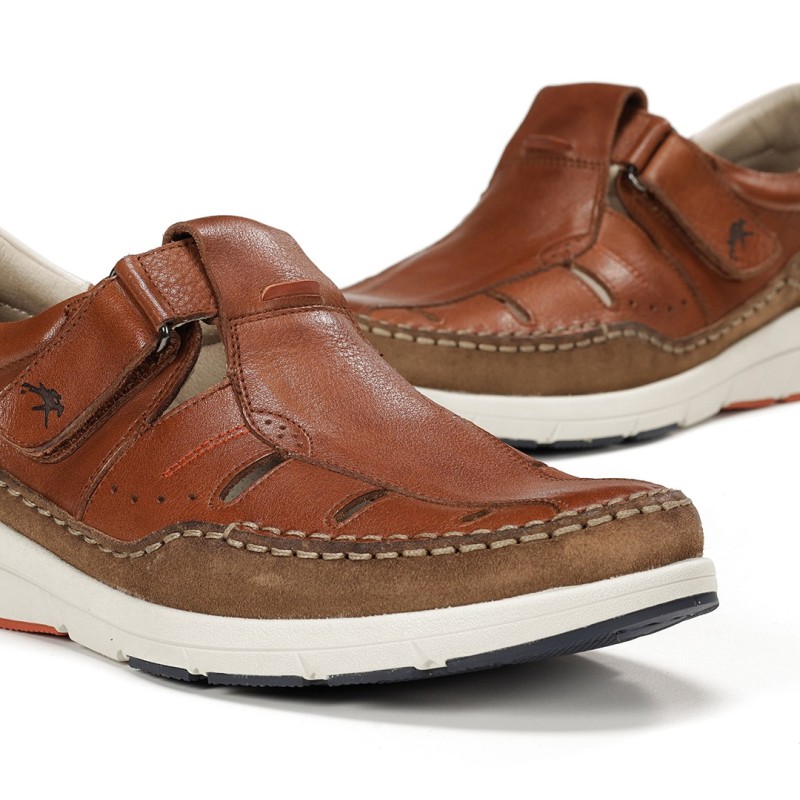 SANDALIA CERRADA CUERO+ COM.2