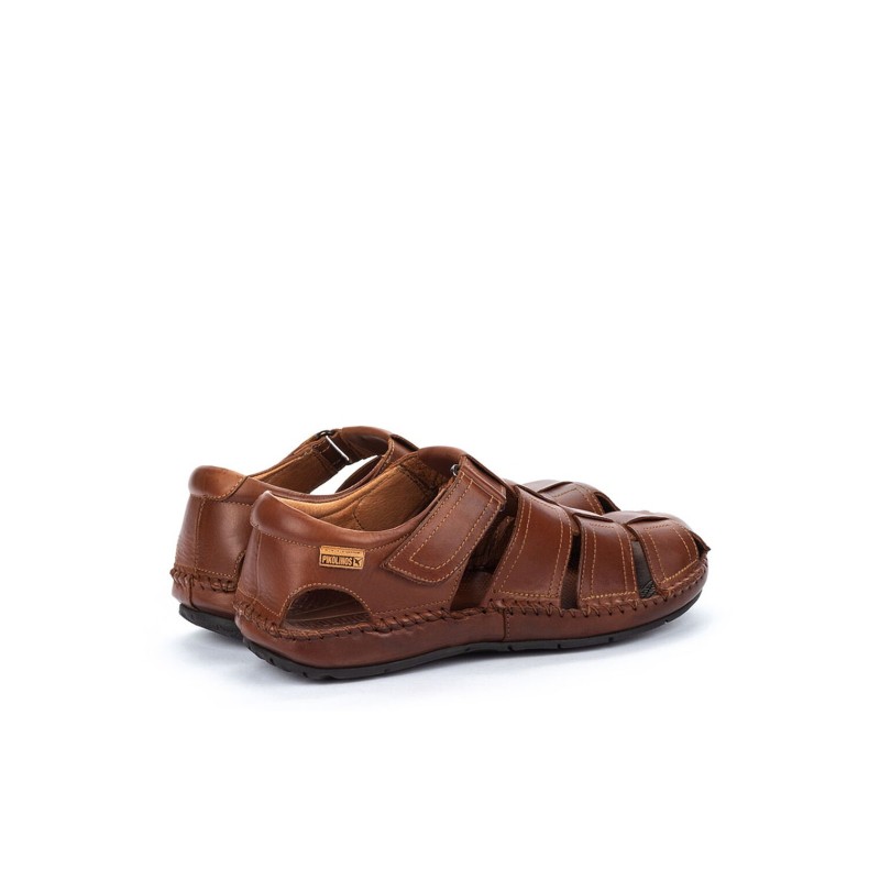 SANDALIA CERRADA CUERO