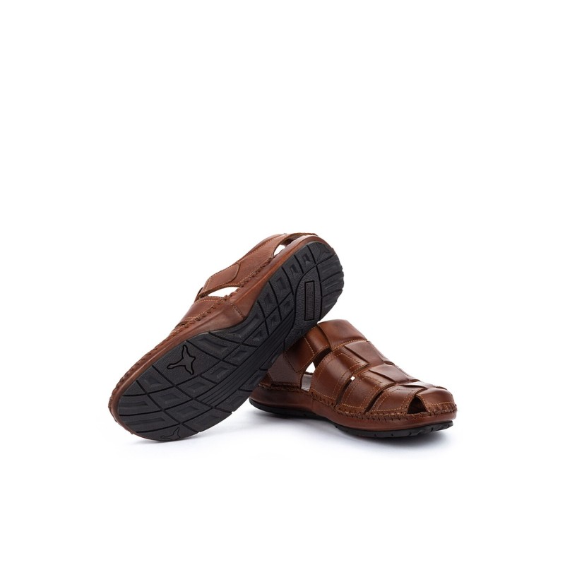 SANDALIA CERRADA CUERO