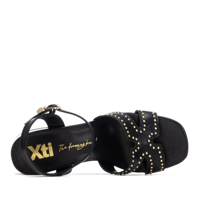 SANDALIA HEBILLA PALA CRUZADA NEGRO