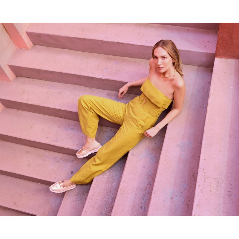 MOCASIN ADORNO CADENA BEIGE