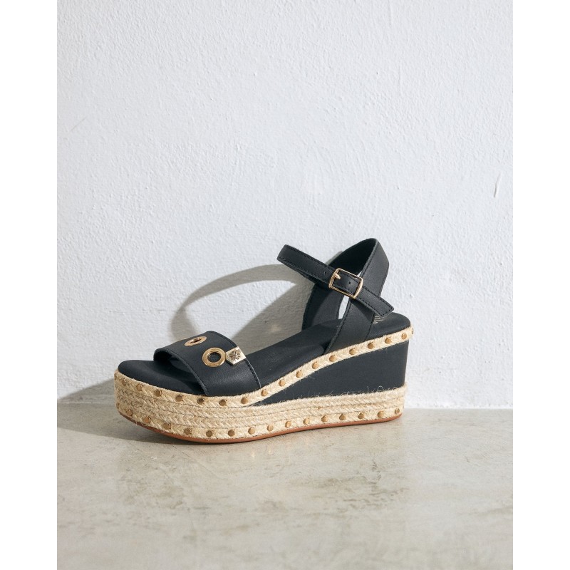 SANDALIA PLATAFORMA NAPA NEGRO