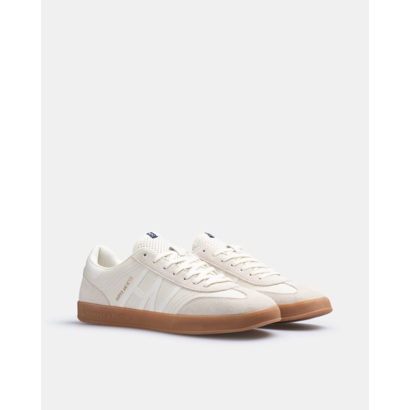 SNEAKERS LECHE CREMA