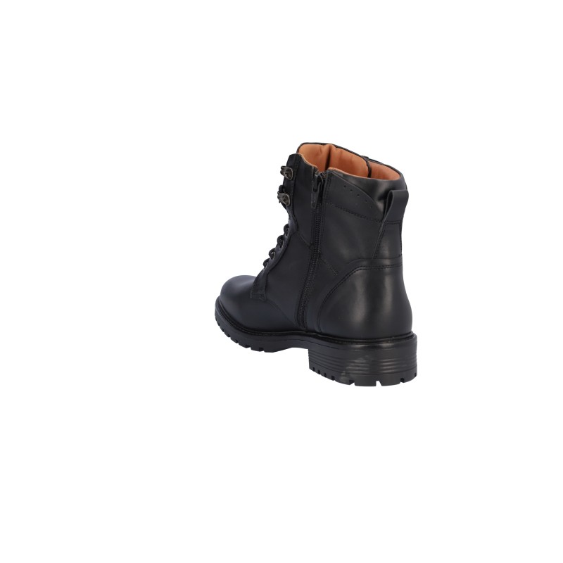 BOTIN CORDONES PIEL NEGRO
