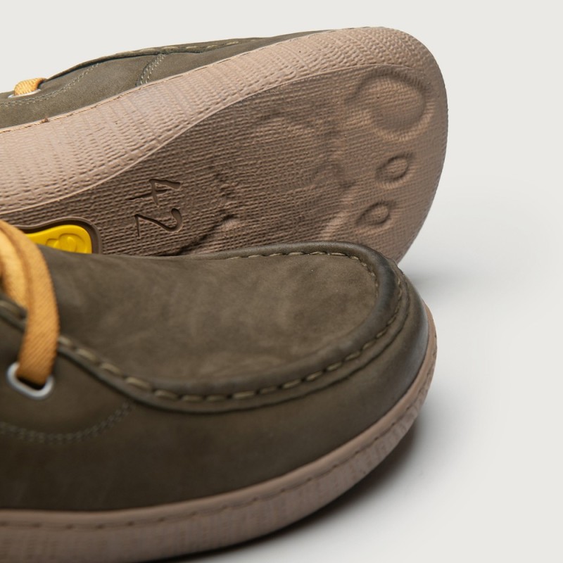 ZAPATO CON ELASTICO KAKI