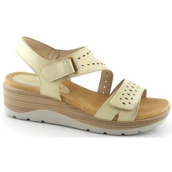 SANDALIA CUÑA PICADO VELCRO ARENA